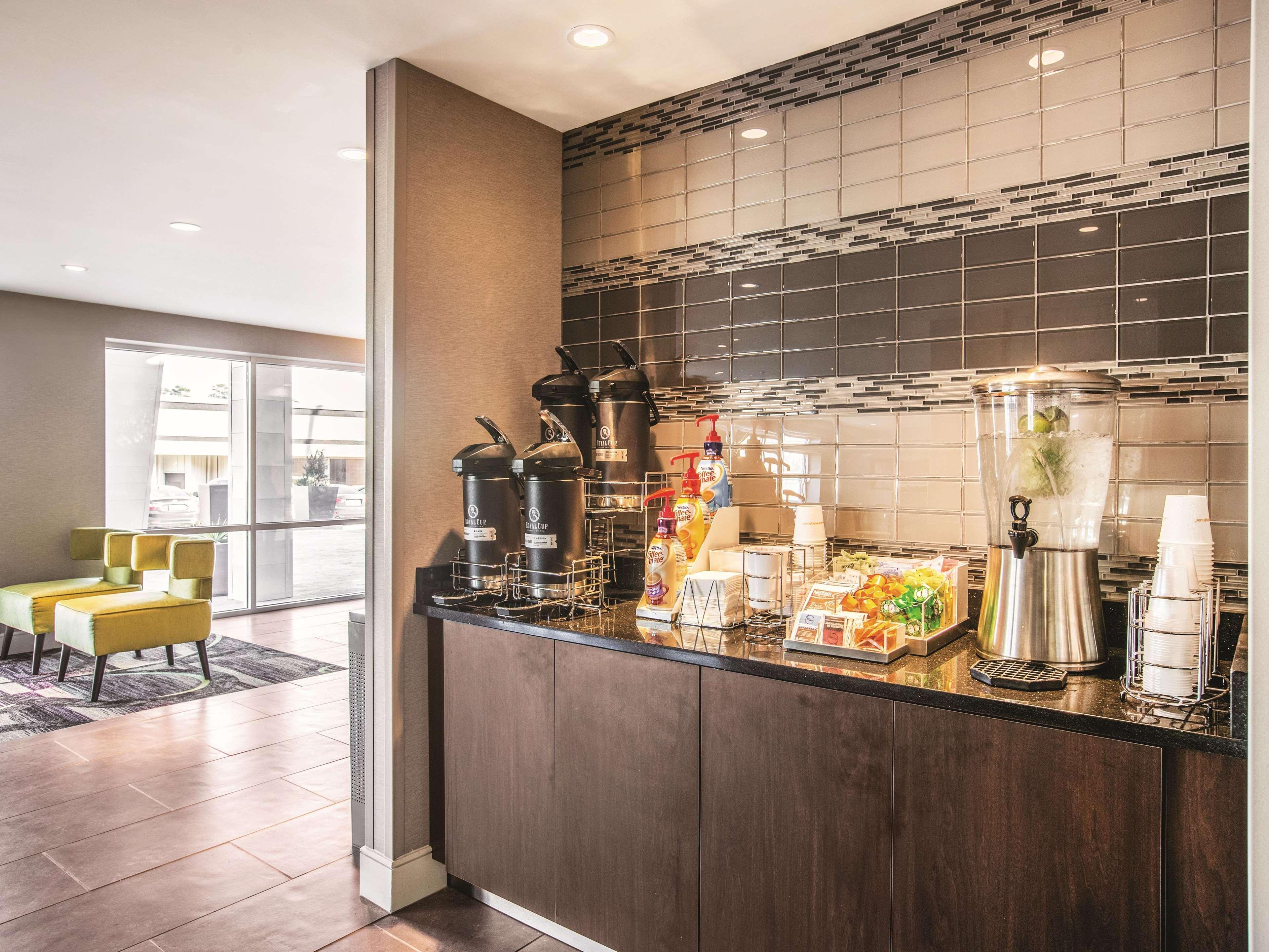 La Quinta By Wyndham Atlanta Midtown - Buckhead Hotel Екстериор снимка