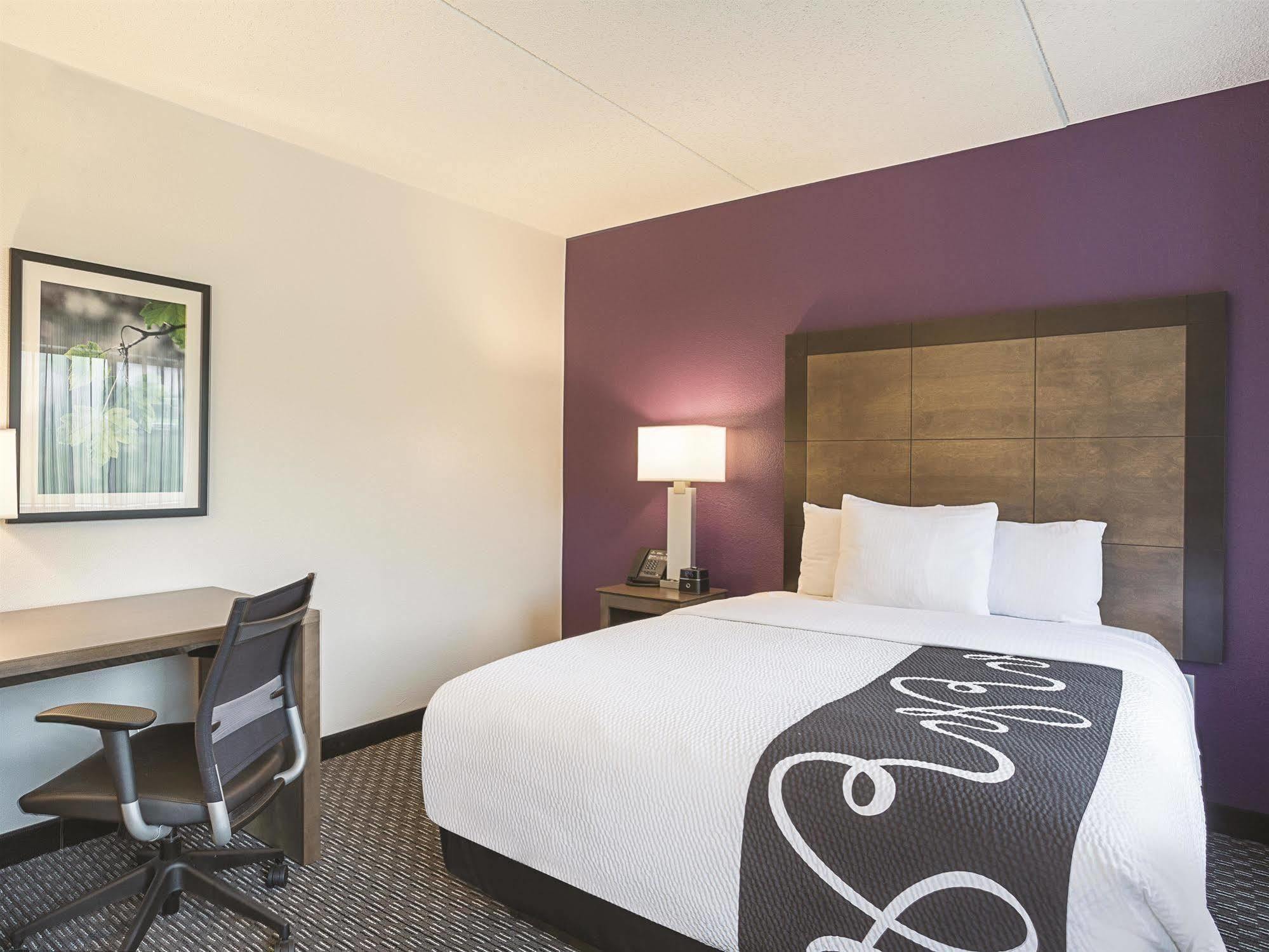 La Quinta By Wyndham Atlanta Midtown - Buckhead Hotel Екстериор снимка