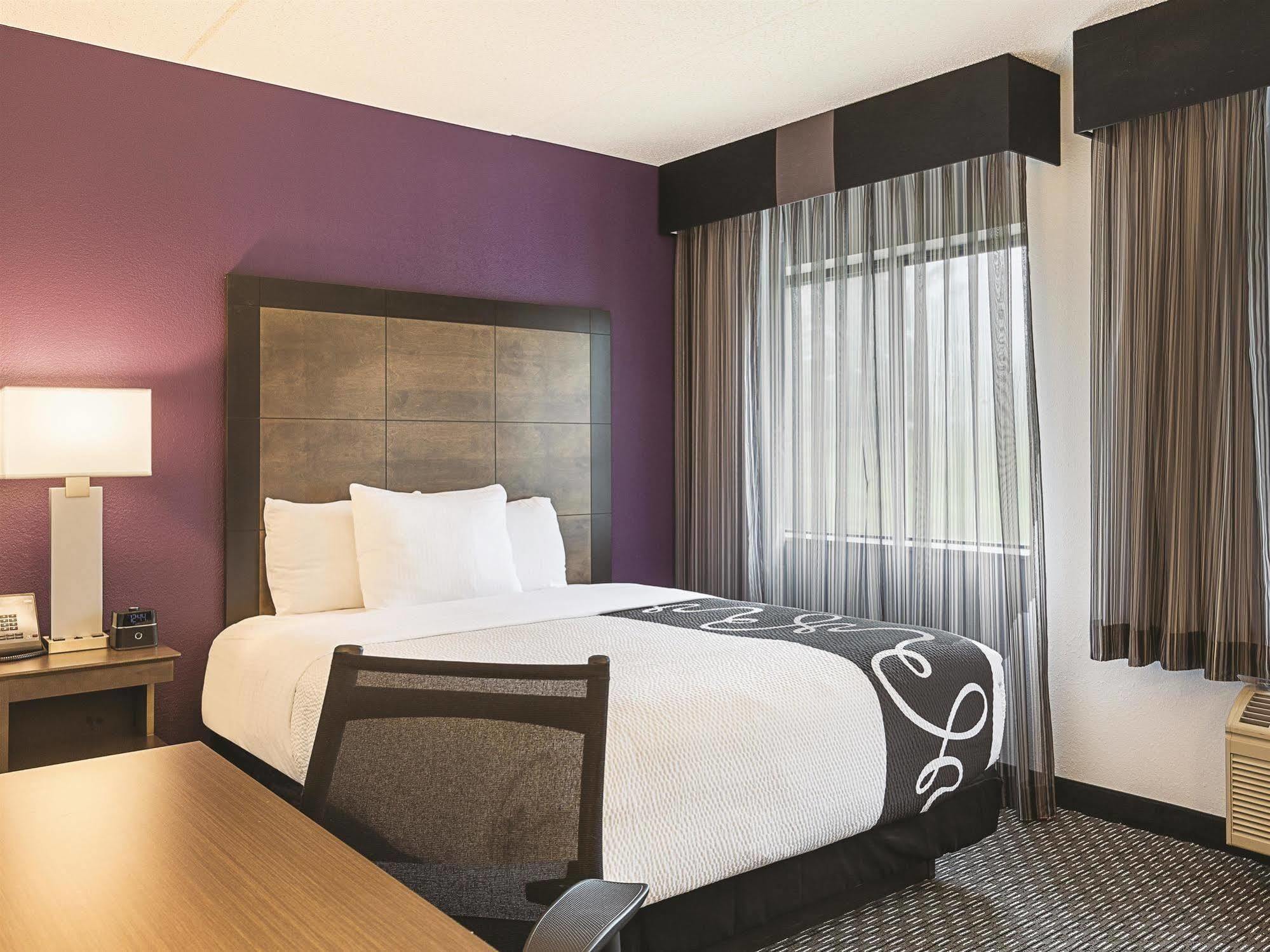 La Quinta By Wyndham Atlanta Midtown - Buckhead Hotel Екстериор снимка