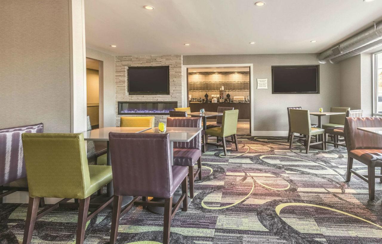 La Quinta By Wyndham Atlanta Midtown - Buckhead Hotel Екстериор снимка